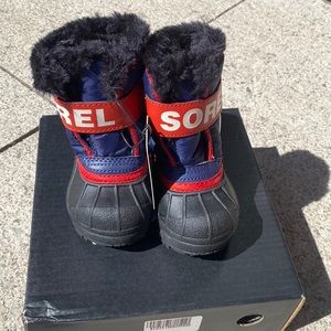 BRAND NEW Sorel Snow Commander